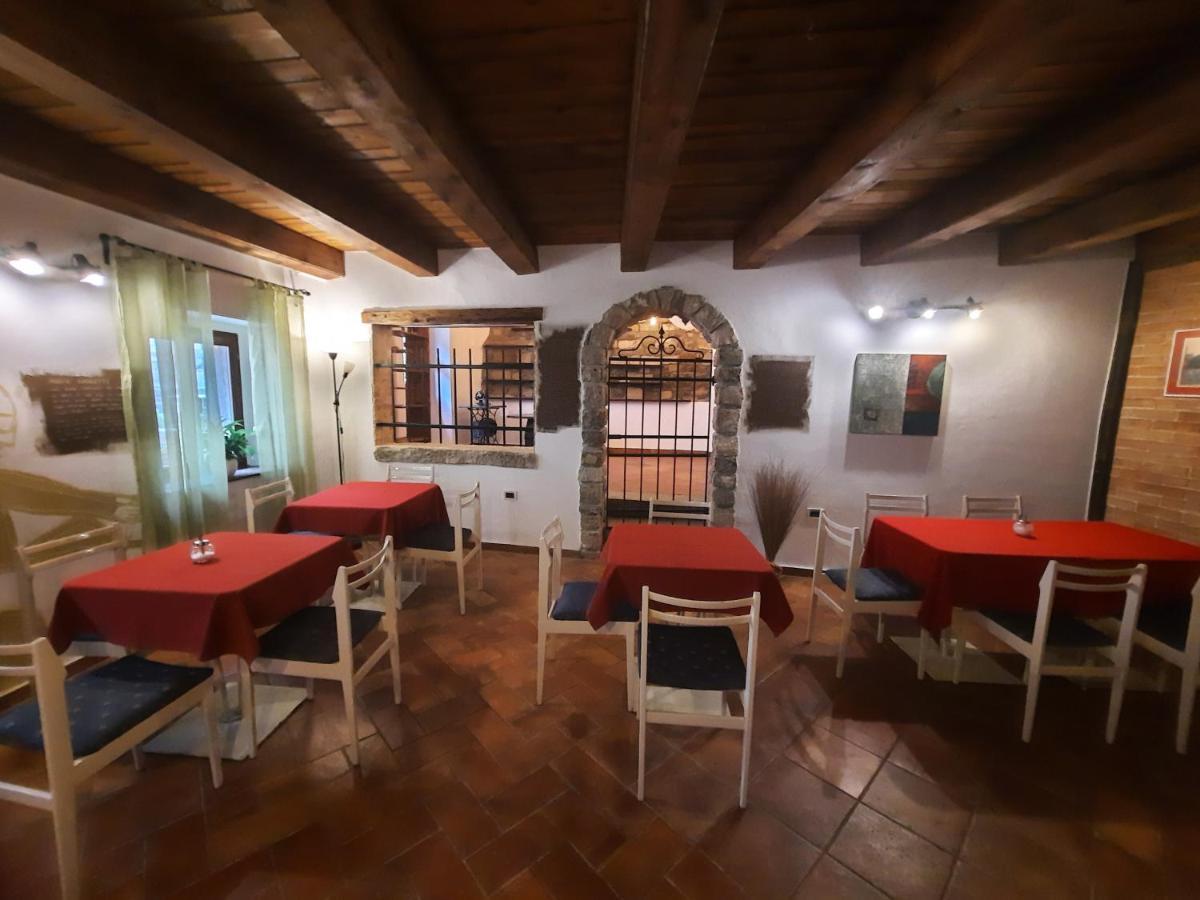 Bed & Breakfast Antico Мотовун Екстериор снимка