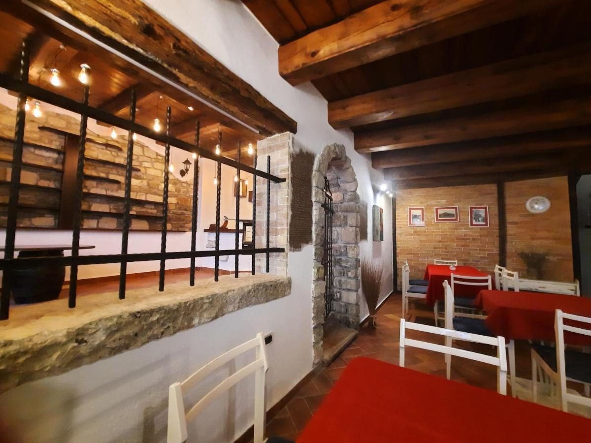 Bed & Breakfast Antico Мотовун Екстериор снимка