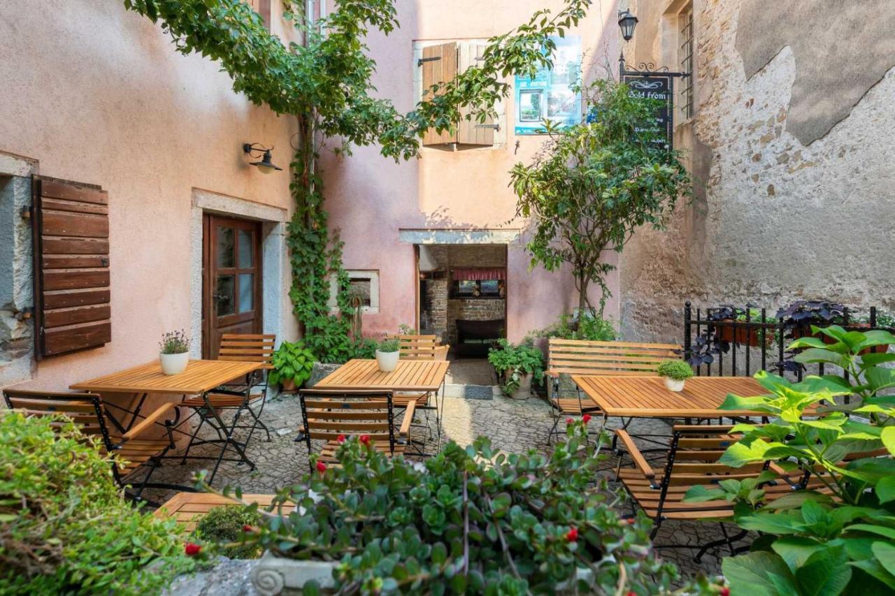 Bed & Breakfast Antico Мотовун Екстериор снимка