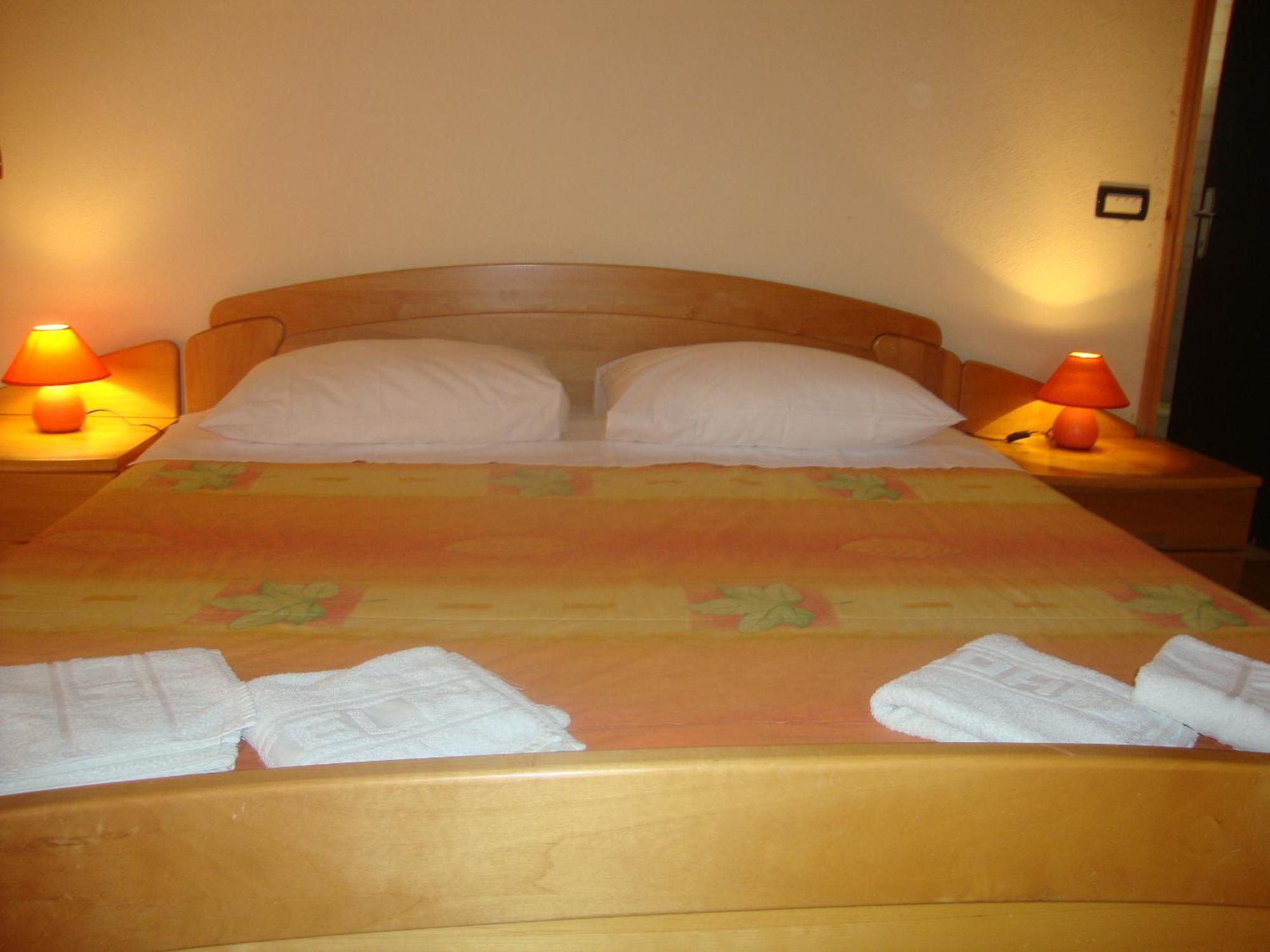 Bed & Breakfast Antico Мотовун Екстериор снимка