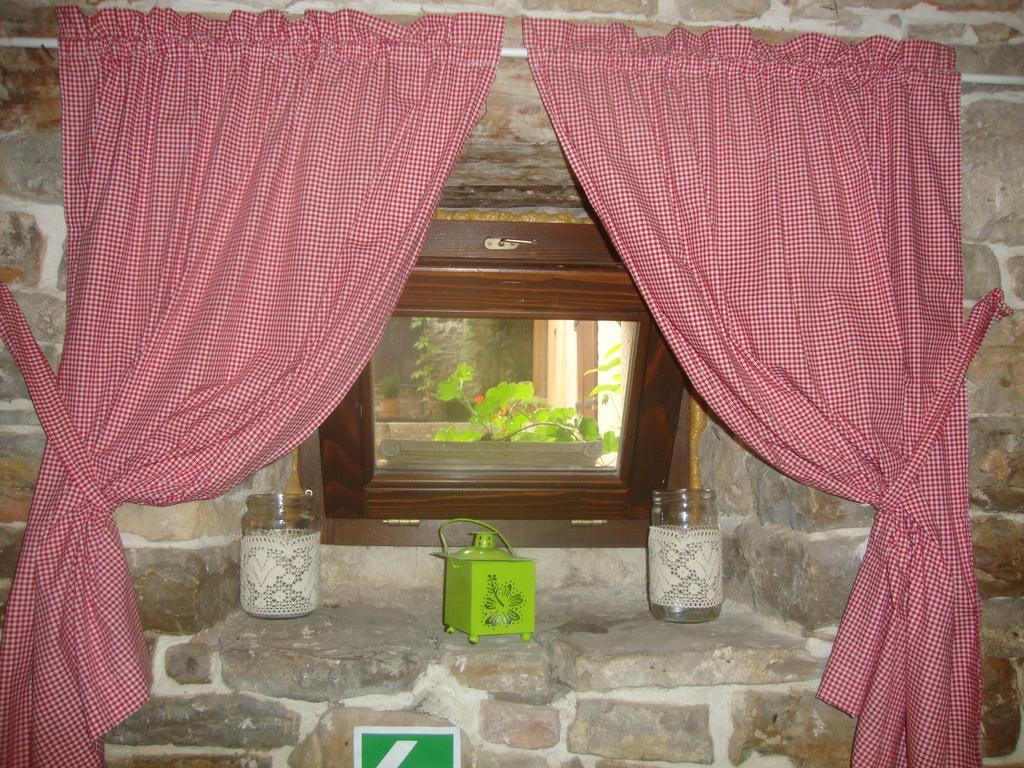 Bed & Breakfast Antico Мотовун Екстериор снимка